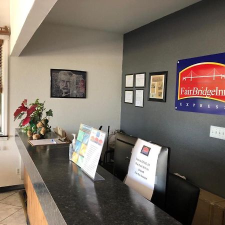 Fairbridge Inn Express Monroe City المظهر الخارجي الصورة