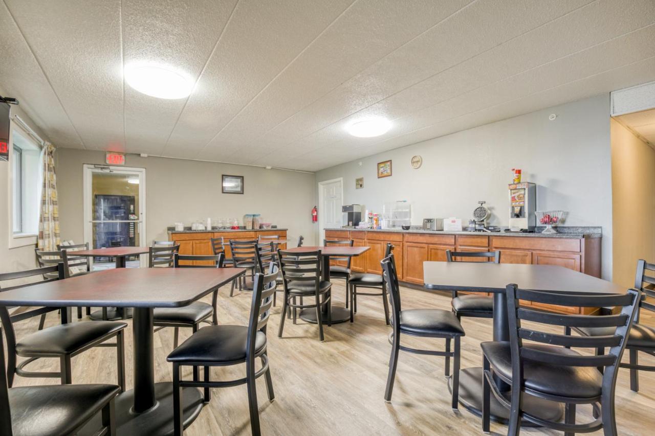 Fairbridge Inn Express Monroe City المظهر الخارجي الصورة